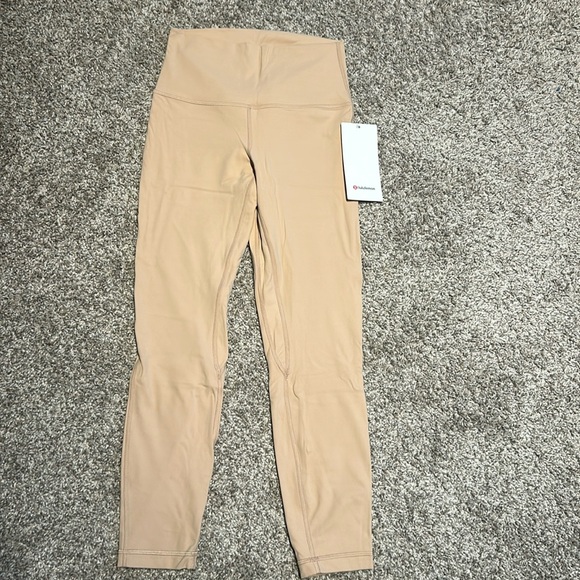 NWT lululemon align HR pant 25” in CNTR - Picture 2 of 3